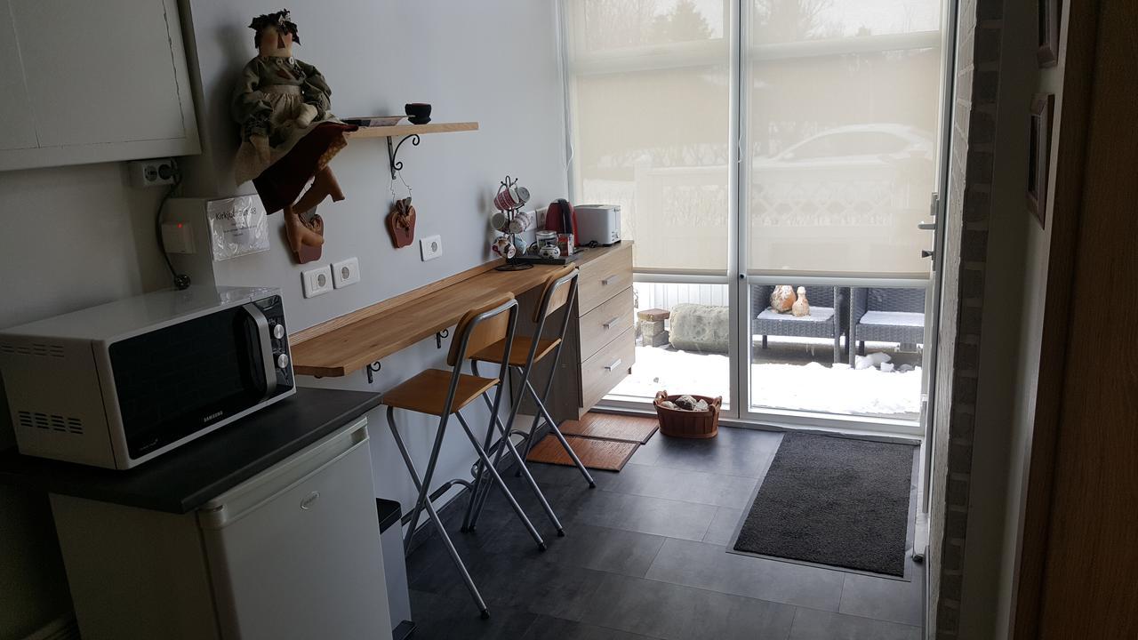 Hvíta húsið, Kirkjubraut 48 Apartamento Höfn Exterior foto