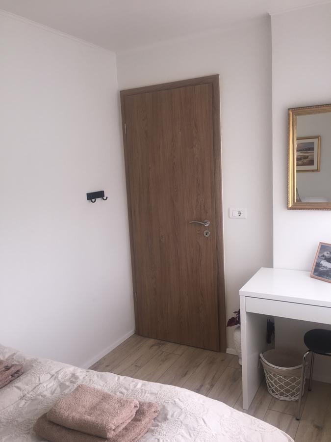 Hvíta húsið, Kirkjubraut 48 Apartamento Höfn Exterior foto